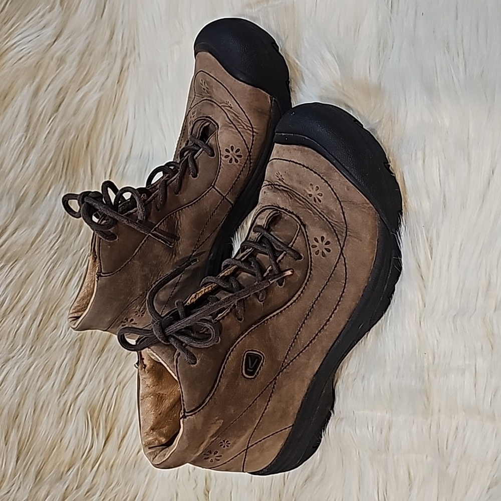 New Keen Leather Womens Hiking Shoes Boots - size 9.5